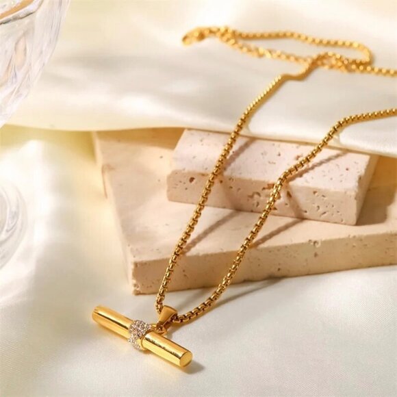 New Bar Pendant Necklace 18K Gold Plated Rhinestone Contemporary Minimalist - Picture 10 of 11